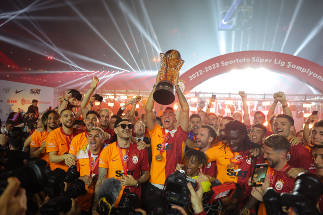 son-dakika-galatasaray-2022-23-sezonu-15996305_7634_m