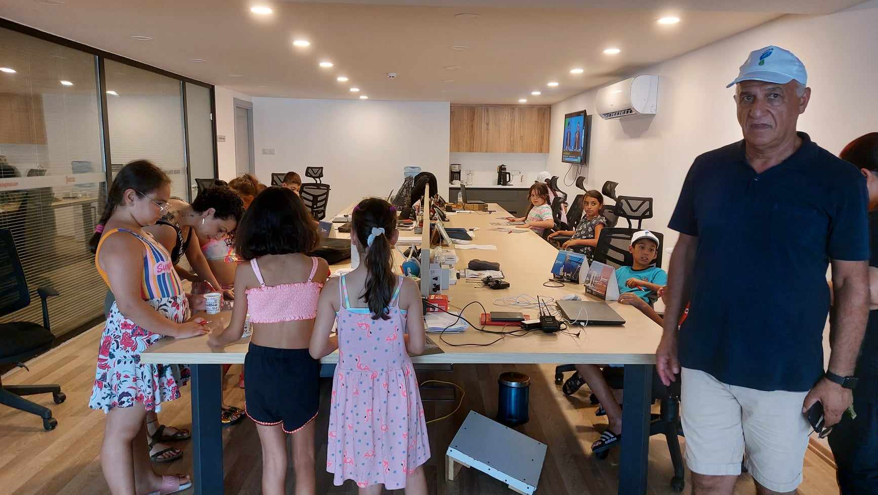 358129100_1388235655354880_6608614450065322397_n