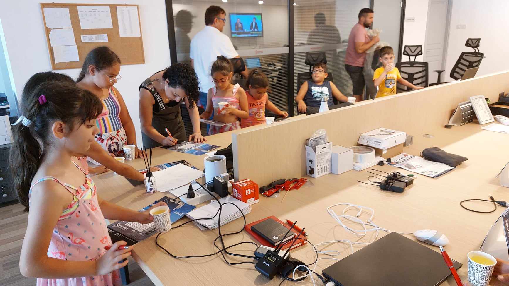 358353455_285859657188138_2938579858426883369_n