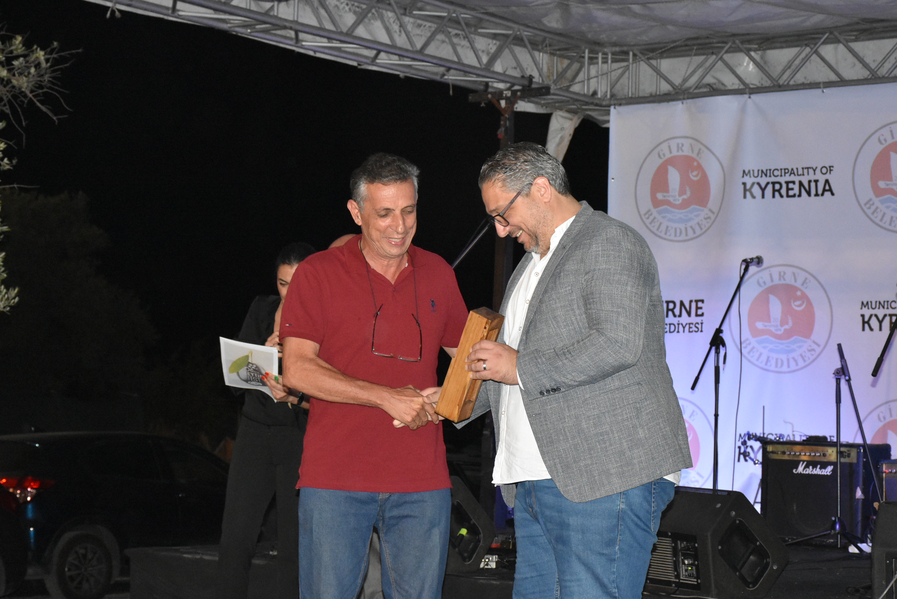 girne-belediyesi-karikatur---1-