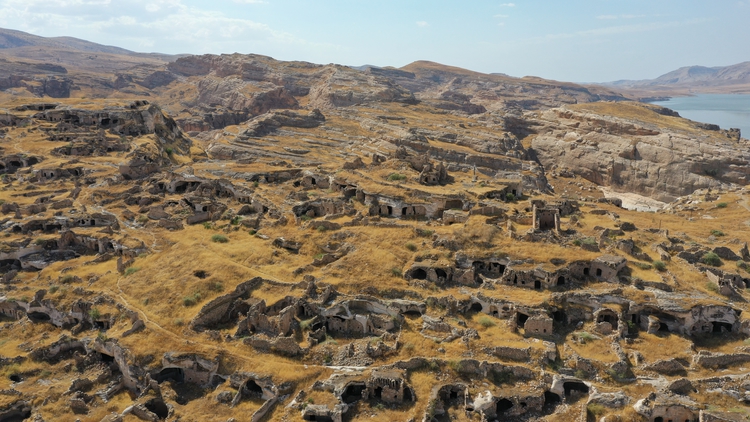 2023_2F11_2Fhasankeyf6-3