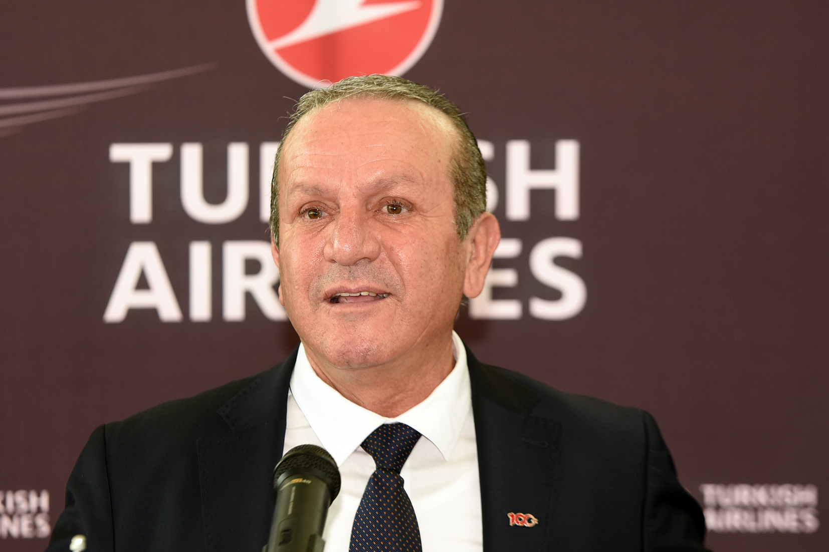 ercan-buyuk-ucak-protokol-karsilama-toreni-1-ero--6-