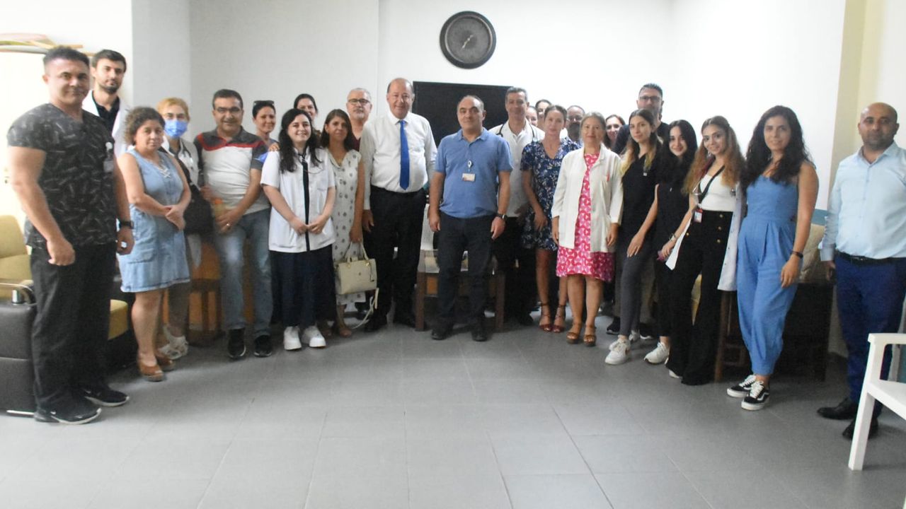 Bakan Dinçyürek, Maraş Semt Polikliniği ve Mağusa Devlet Hastanesi'ni ziyaret etti