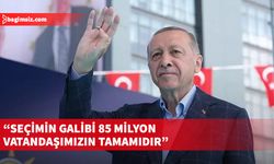 Türkiye Cumhurbaşkanı Erdoğan, Kısıklı’daki konutunun önünde bekleyen halka hitap etti