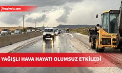 Yağışlı hava hayatı olumsuz etkiledi