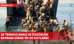 Girne’de ilk tören Türk askerinin adaya ilk adım attığı Yavuz Çıkarma Plajı’nda düzenlendi, denize çelenkler bırakıldı