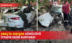 Çatalköy’de sürücüsünün kontrolünden çıkan araç bir evin bahçe duvarına çarptı