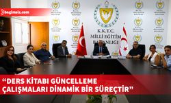 Milli Eğitim Bakanlığı, kamuoyunda ders kitaplarına yapılan eleştirilerin dikkate alınacağını açıkladı