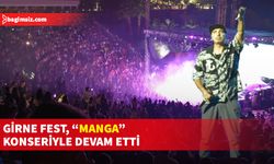 Dün gece sahne alan Manga, birbirinden güzel parçaları ile dinleyenlere adeta bir müzik şöleni yaşattı