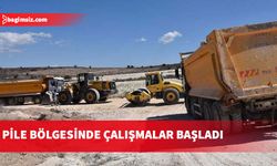 Ekipler ara bölge içerisinde parselleri ayırmak için yolların çizimine başladı