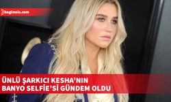 Ünlü şarkıcı Kesha’nın banyo selfie’si gündem oldu