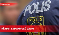 İki adet led ampulü çaldı