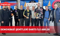 Demokrasi Şehitleri darts ile anıldı