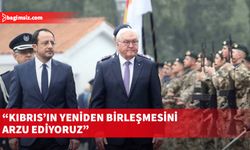 Nikos Hristodulidis: Kıbrıs’ın yeniden birleşmesini arzu ediyoruz