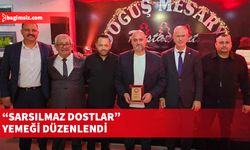 Yılın ilk yemeğinde başarılı kişilere plaket takdim edildi