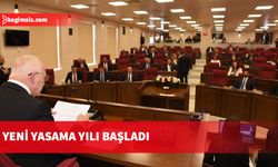 Yeni yasama yılı törensel açılışla başladı