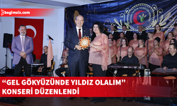 Tatar, “Gel Gökyüzünde Yıldız Olalım” konserini izledi