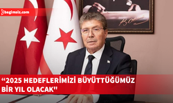 Başbakan Üstel'den yeni yıl mesajı...