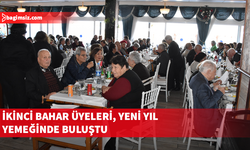 Girne Belediyesi İkinci Bahar Üyelerine yeni yıl yemeği