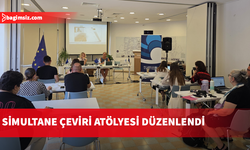 Dayanışma Evi'nde simultane çeviri atölyesi düzenlendi