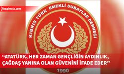 And: “Atatürk, her zaman gençliğin aydınlık, çağdaş ve ilerici yanına olan güvenini ifade etmiştir”