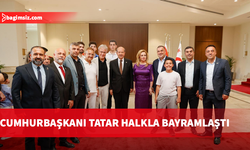 Ersin Tatar ve eşi Sibel Tatar, Kurban Bayramı’nın birinci gününde devlet erkanı ve halkla bayramlaştı