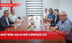 Erhürman, DAÜ-SEN yetkilileri ile görüştü