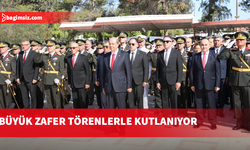 30 Ağustos Zafer Bayramı dolayısıyla Atatürk Anıtı'nda tören yapıldı