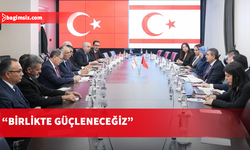 Çavuşoğlu, Türkiye Milli Eğitim Bakanı Yusuf Tekin ile görüştü