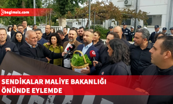 Kamuda yetkili 5 sendika Maliye Bakanlığı'nda eylemde