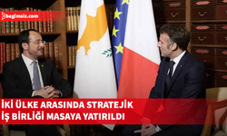 Hristodulidis, Paris’te Macron’la baş başa görüştü