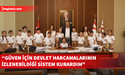 Cumhurbaşkanlığı koltuğuna oturan Masal Şevki