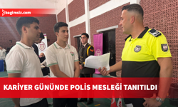 Girne Anafartalar Lisesi’ndeki kariyer gününde polis mesleği tanıtıldı