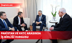 Pakistan Başbakan Yardımcısı ve Dışişleri Bakanı Dar, Ertuğruloğlu ile bir araya geldi