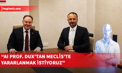 Öztürkler, YDÜ’nün yapay zekâ tabanlı akademisyeni AI Prof. DUX’ı kabul etti