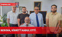 Berova, Kıbrıs Türk Ortopedik Özürlüler Derneği Başkanı Günay Kibrit'i kabul etti