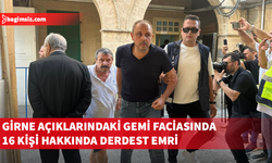 9 Kişi mahkemeye getirildi, geriye kalan 7 kişinin de hazır edilmesi için duruşma saat 11.30'a ertelendi
