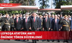 30 Ağustos Zafer Bayramı dolayısıyla Atatürk Anıtı'nda tören düzenlendi