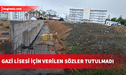 Lefke Gazi Lisesi Okul Aile Birliği, okuldaki tadilat projesinin tamamlanmamasını eleştirdi