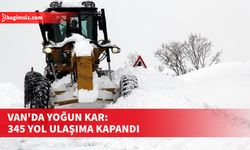 Van'da kar hayatı felç etti, ulaşım çöktü