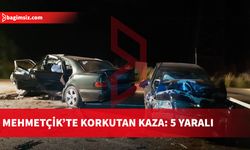 Araca Sıkışan 2 Kişiyi İtfaiye Kurtardı