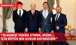 Cumhurbaşkanı Tatar, milli atlet Taygun Derviş ve antrenörü Celal Keleş’i kabul etti