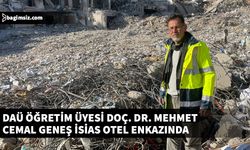 DAÜ İnşaat Mühendisliği Bölümü Öğretim Üyesi Doç. Dr. Mehmet Cemal Geneş, İsias Otel'le ilgili bilgi aldı