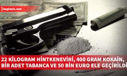 Baf’ta 22 kg hintkeneviri, 400 gram kokain, silah ve yüklü miktarda para ele geçirildi