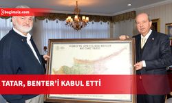 Cumhurbaşkanı Tatar, Vakıflar İdaresi Genel Müdürü Benter’i kabul etti