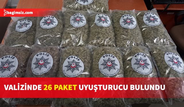 Ercan Havalimanı’nda bugün bir yolcunun zimmetinde bulunan yüksek miktardaki uyuşturucuyla ilgili polis açıklama yaptı