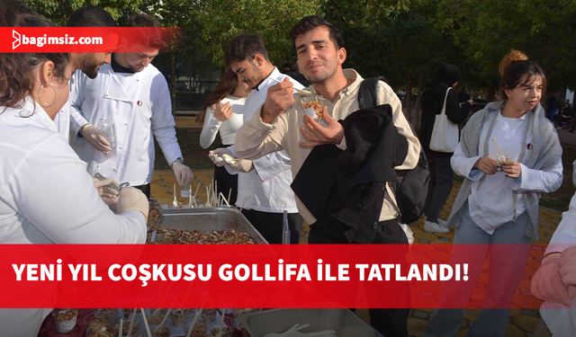 YDÜ Gastronomi öğrencilerinden yılbaşına özel Gollifa hazırlayarak, ikram etti