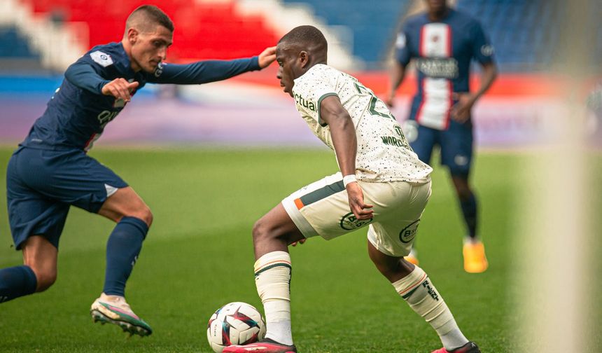 Fransa Ligue 1'de lider Paris Saint-Germain (PSG), 33. haftada konuk ettiği Lorient'e 3-1 mağlup olarak ligde 3 maç sonra yenilhiyle tanıştı. 

