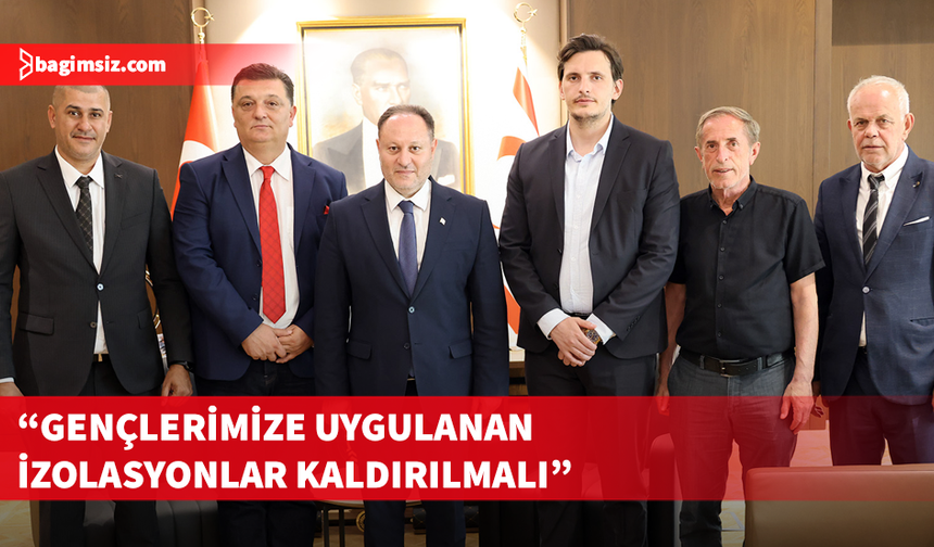 Öztürkler, gençlerin uluslararası alanda hak ettikleri fırsatları elde etmeleri gerektiğini belirtti