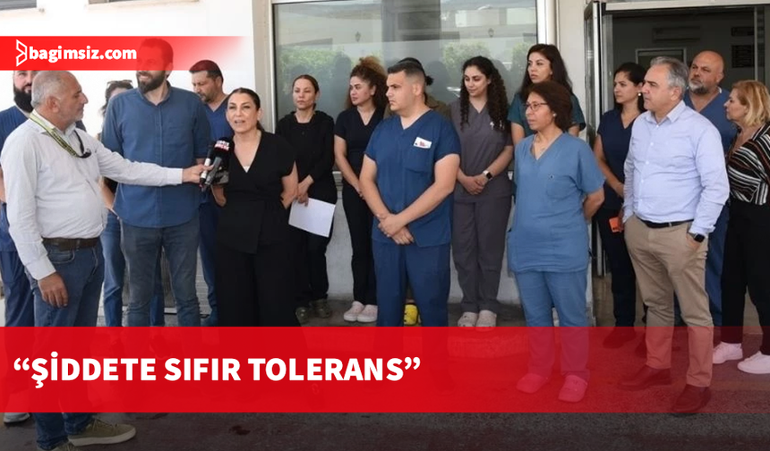 KTHES ve Tıp-İş Girne Akçiçek Hastanesi önünde basın açıklaması yaptı